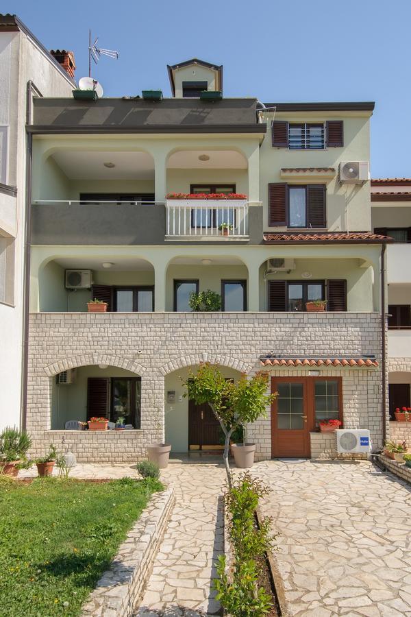 Apartment Motovunska 39 Porec Exterior photo